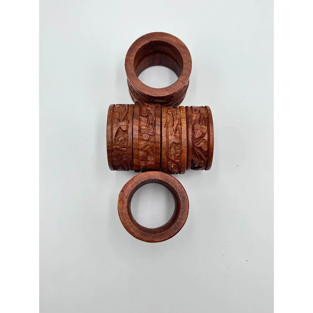 VTG Set of 8 Hand Carved Wood Napkin Rings w/‎ Floral & Macrame Beads Pattern
